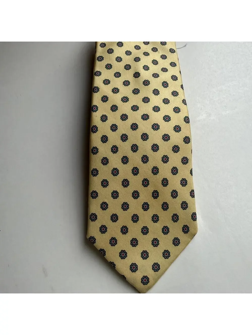 Vintage Lands’ End 100% Silk Necktie Made in USA Yellow Floral Medallion Tie